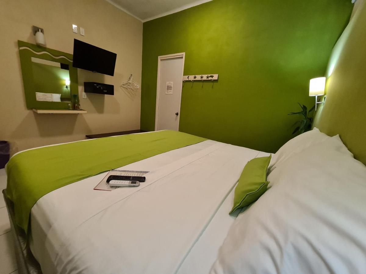 Hotel Casa Mia Puerto Escondido  Zewnętrze zdjęcie