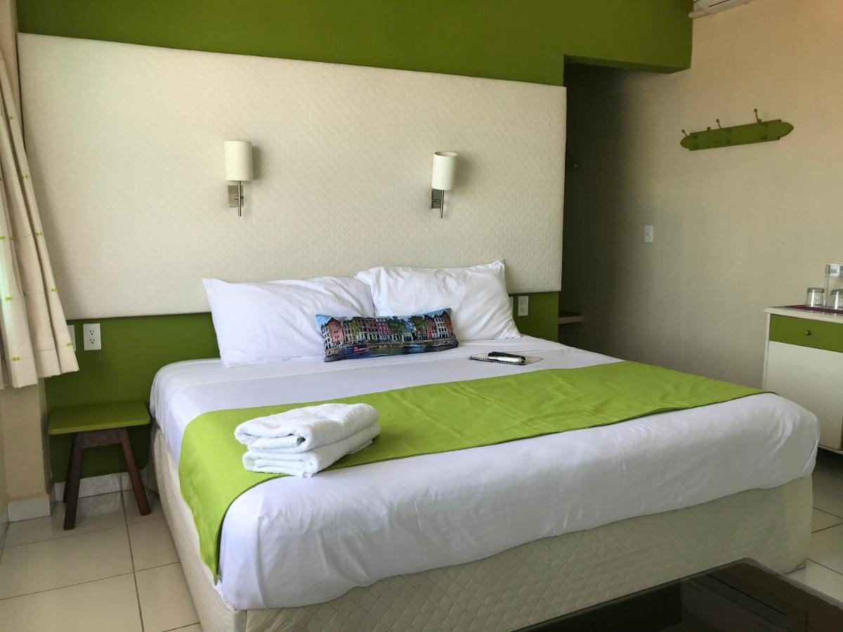 Hotel Casa Mia Puerto Escondido  Zewnętrze zdjęcie